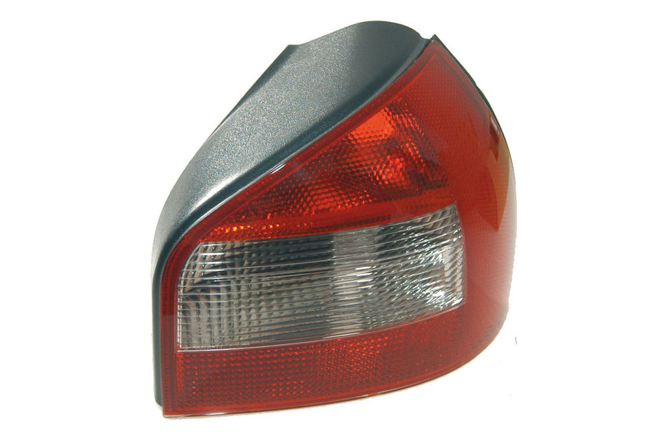 Fanale Posteriore Destro-Senza Portalampada Mod. 3/5 Porte Mod. 01 > 03 Per Audi A3 3/5 Porte (8v1/8va) (AD0164163)