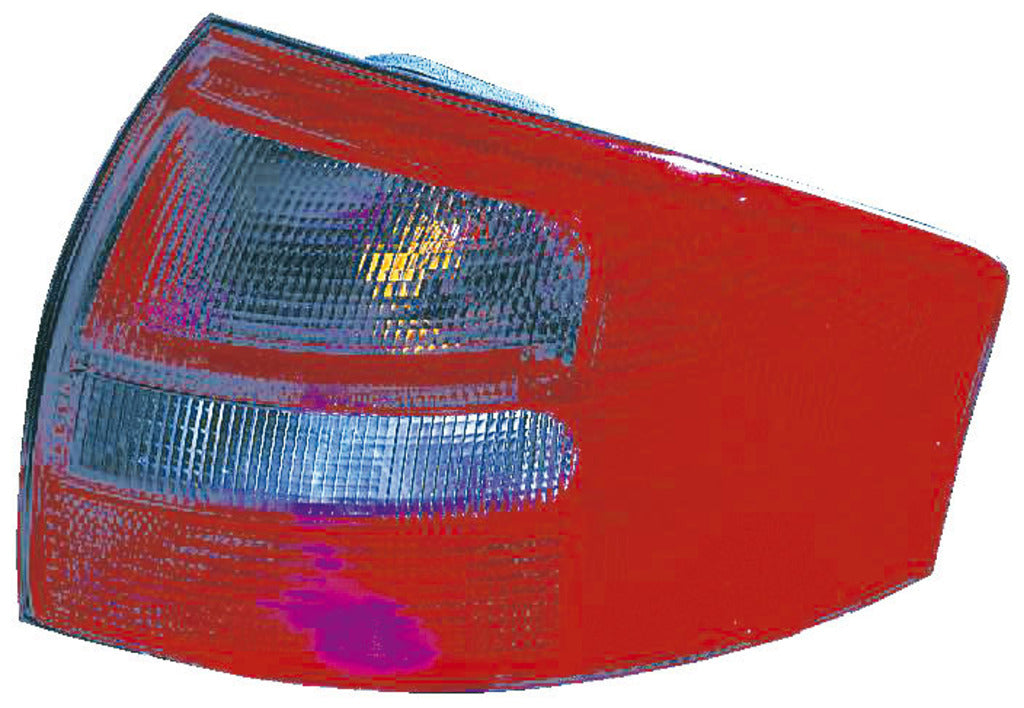 Fanale Posteriore Destro-Senza Portalampada-Fume'-Rosso-4 Porte Mod. 97-99 Per Audi A6 (AD0324153)