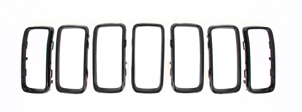Kit Modanature Griglia Radiatore-Nera-Lucida Mod. Altitude-(7 Pezzi.) Per Jeep Renegade (JE1022206)