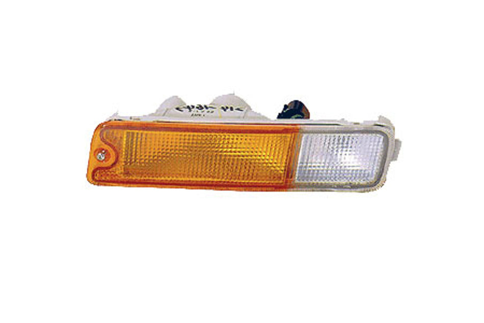 Fanale Destro Paraurti Anteriore-Arancio-Con Portalampada Per Mitsubishi L200 - Strada (MB8154303)