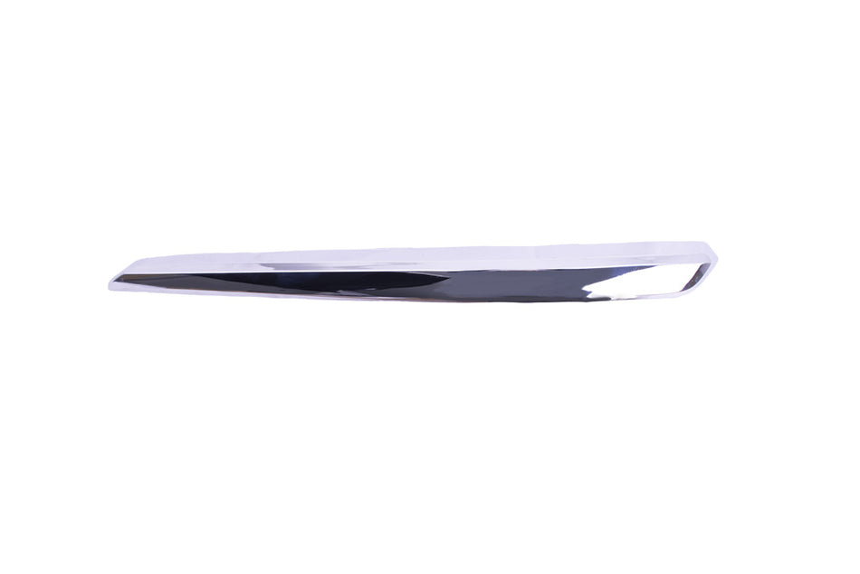 Modanatura Destra Paraurti Anteriore-Inferiore-Cromata Per Mazda Cx3 (MZ6041223)